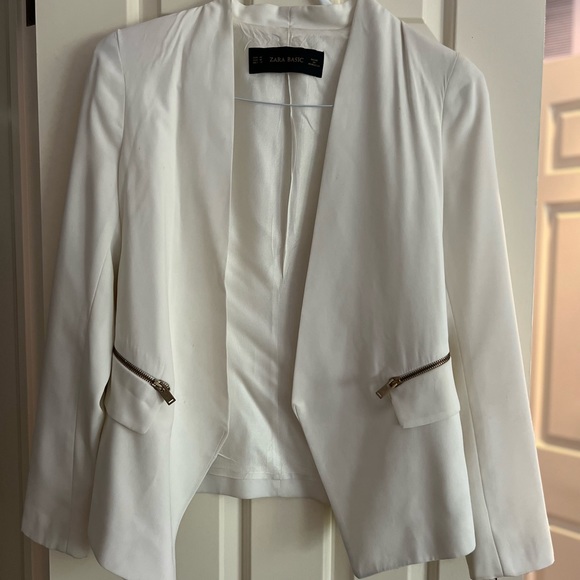 Women’s ZARA sharp looking blazer with gold zippers, size M - Picture 1 of 3